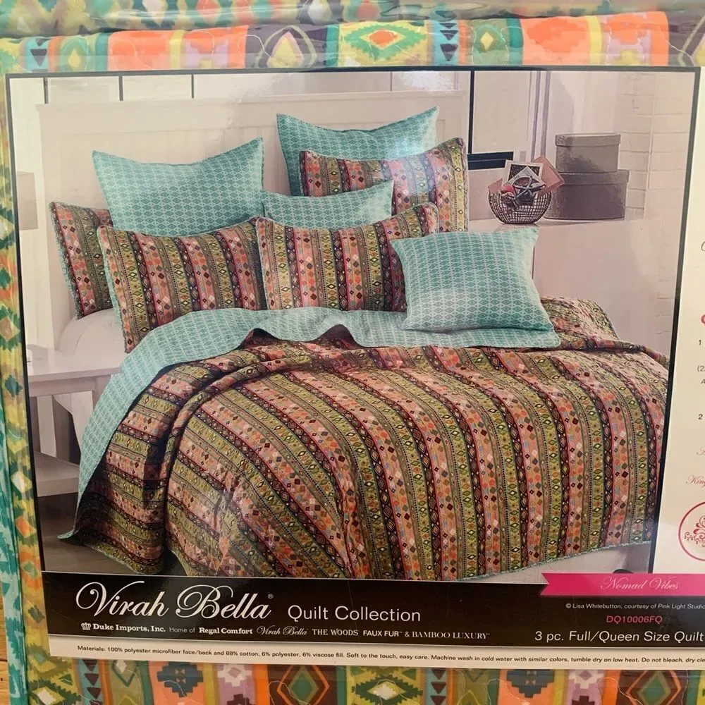 Quilt Bedding Set in Full/Queen by Virah Bella